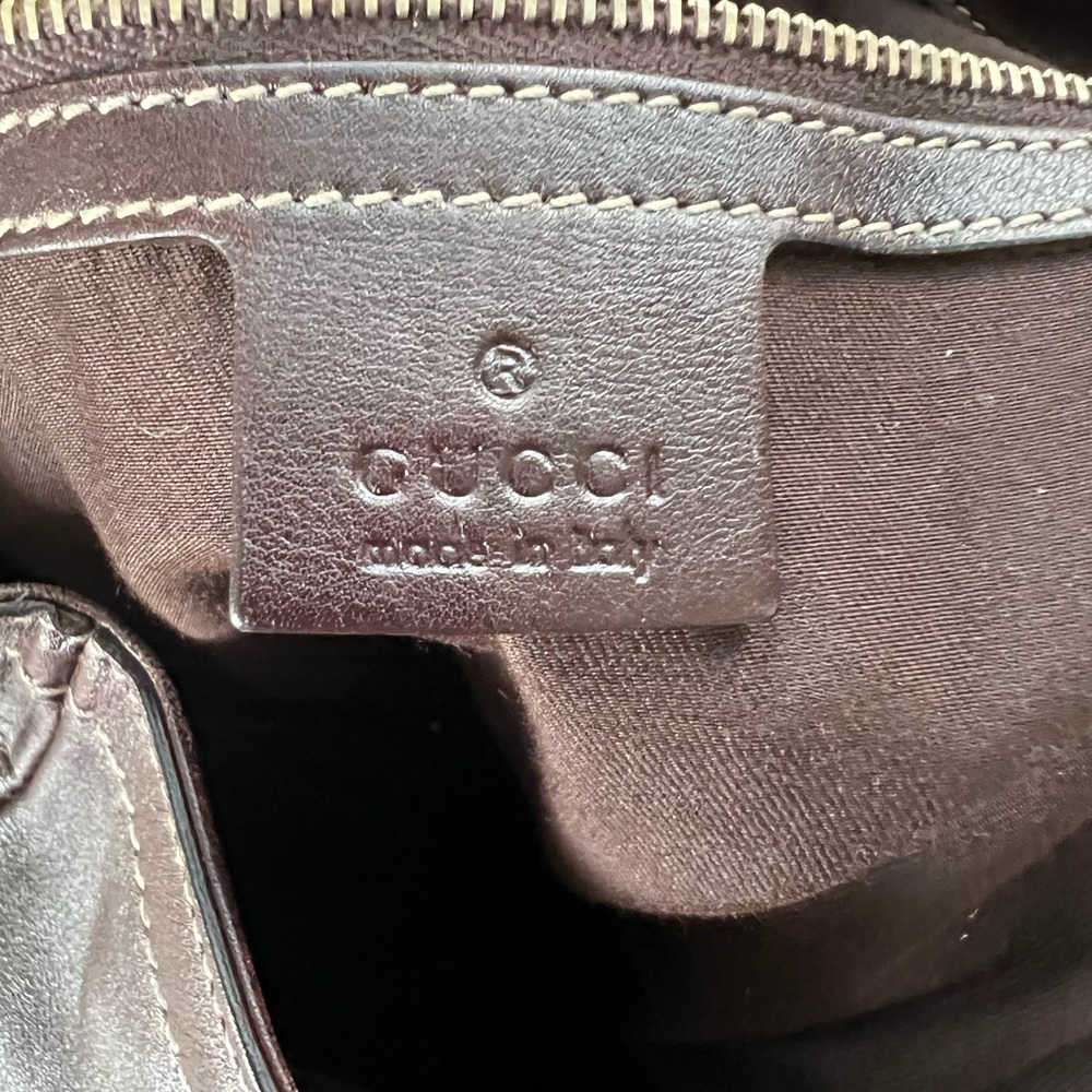 Authentic Gucci Britote Bag - Picture 3 of 6